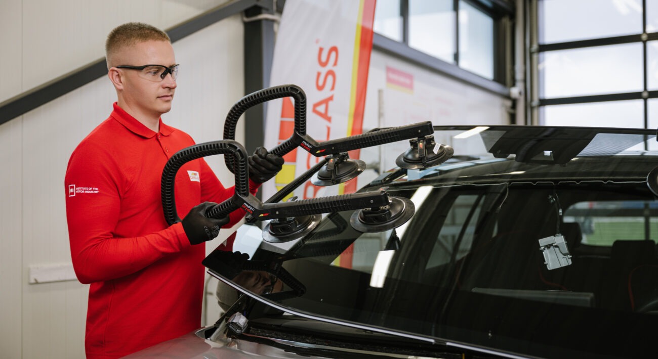 Automobilio priekinio stiklo keitimas Carglass®